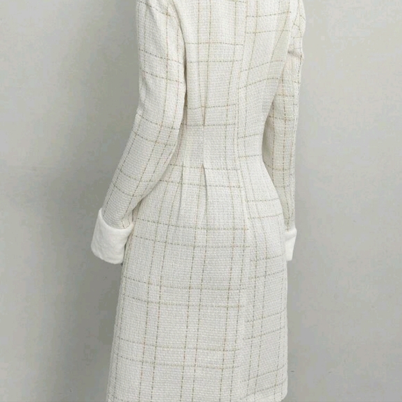 Elegant Stand Collar Contrast Color Chinese Style Button Cloak-Style Shawl Women - Picture 5 of 6